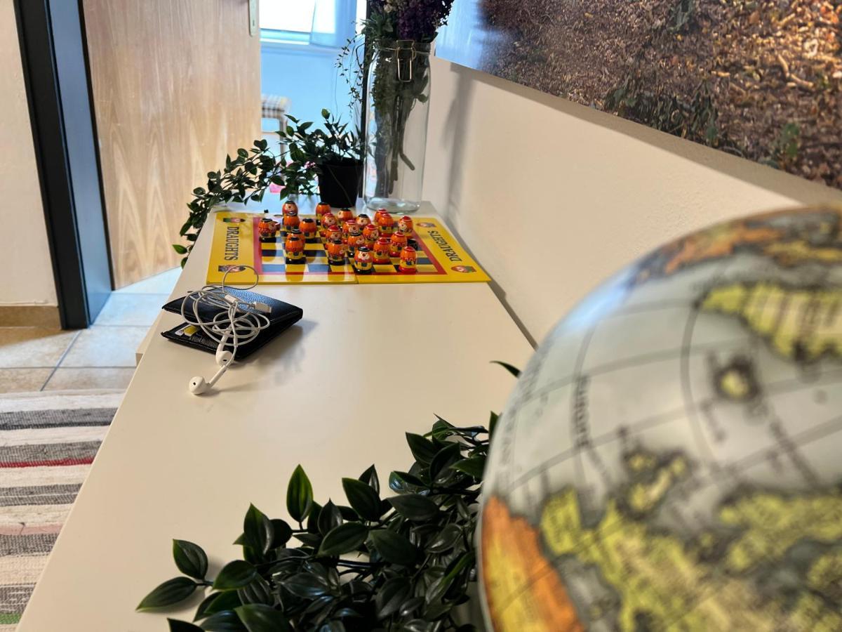 Mitten Im Zentrum Ferienwohnungen Mit Sonniger Terrasse Telfs Luaran gambar
