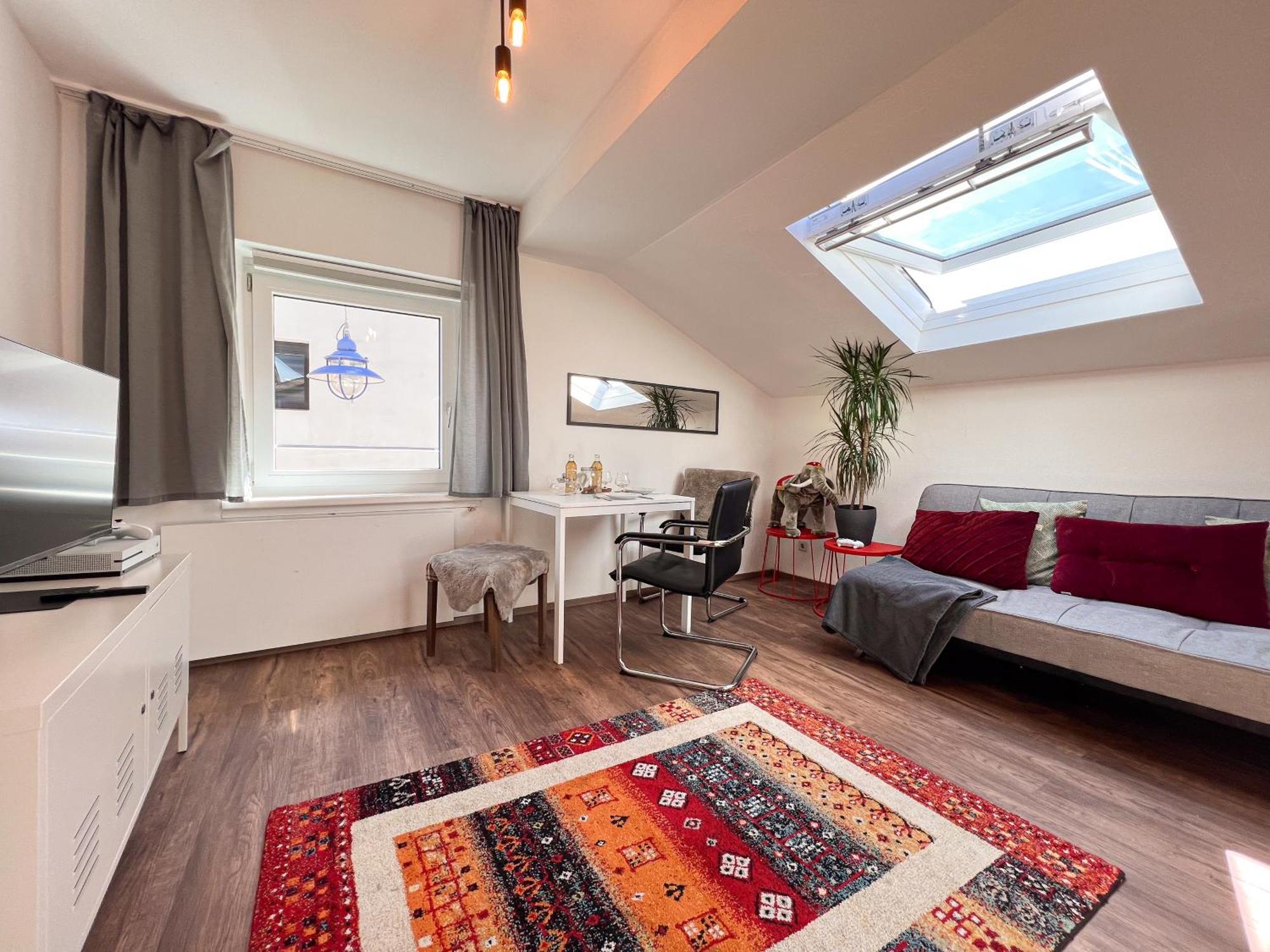 Mitten Im Zentrum Ferienwohnungen Mit Sonniger Terrasse Telfs Luaran gambar